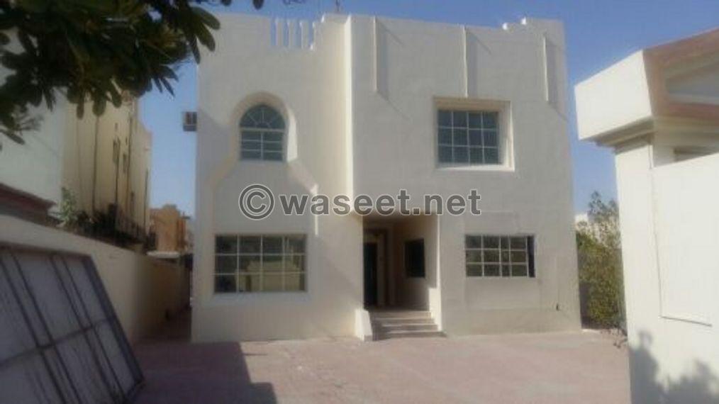 Full Commercial villa For Rent At Hilal 550m 0